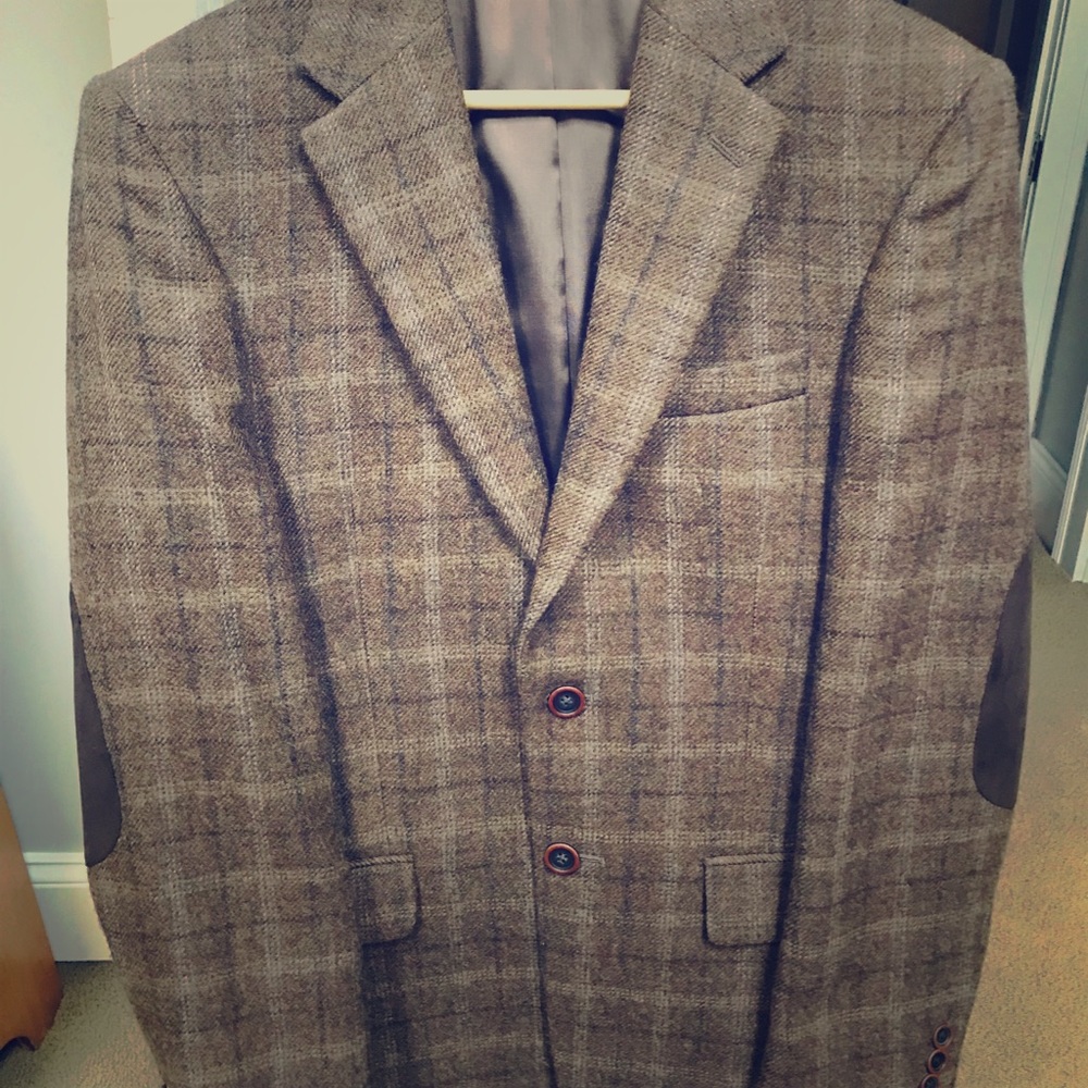 Brown tweed sport coat